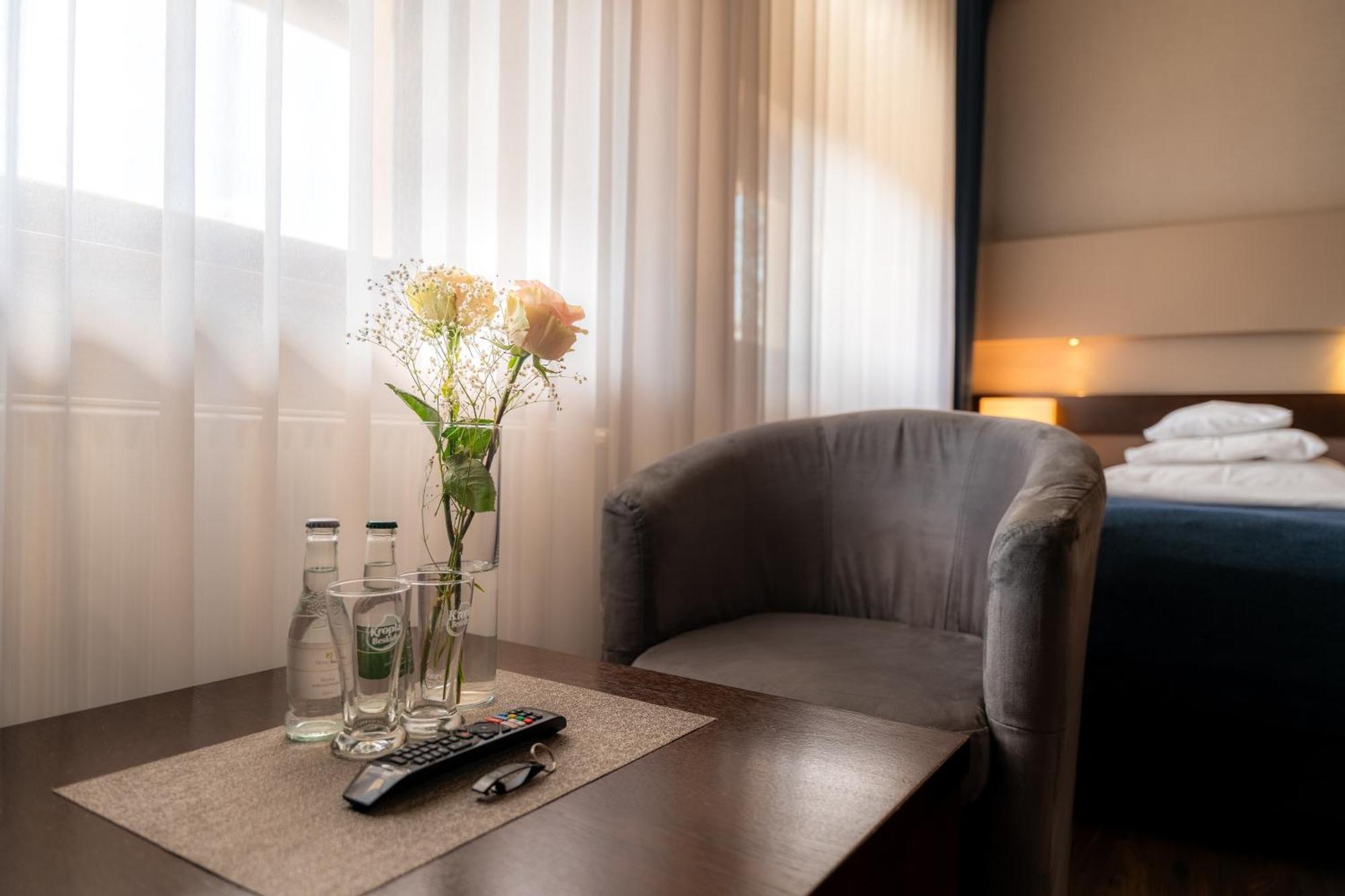 Hotel Salve Glogowek Eksteriør bilde